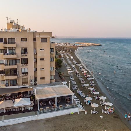 Lazuli Beach Apartment 209 Larnaca Exterior photo